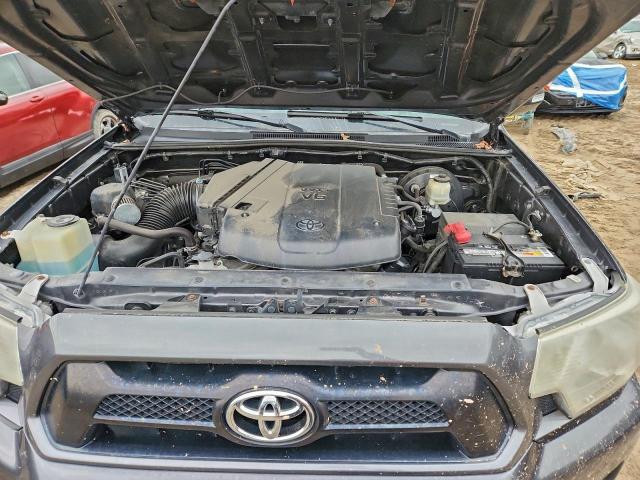 Toyota Tacoma Double Cab Image 7