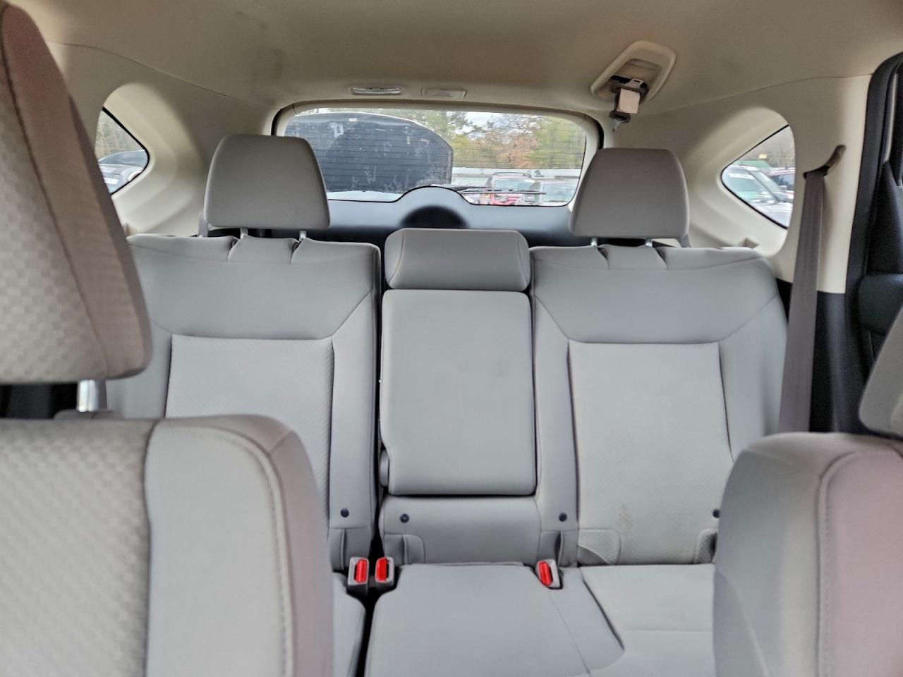 Honda Crv Lx Image 11