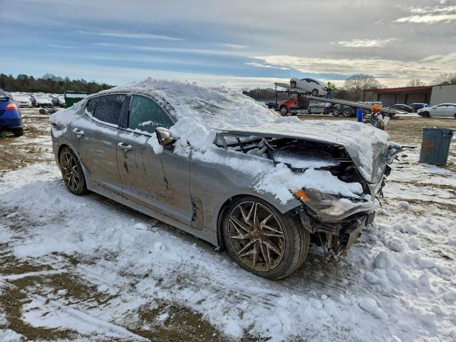 Kia Stinger Gt Line Image 2