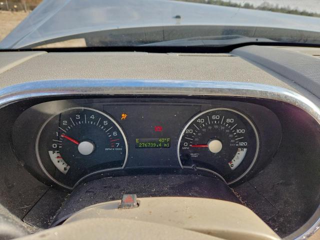 Ford Explorer Xlt Image 9