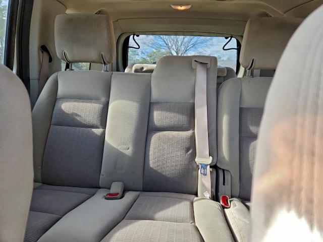 Ford Explorer Xlt Image 4