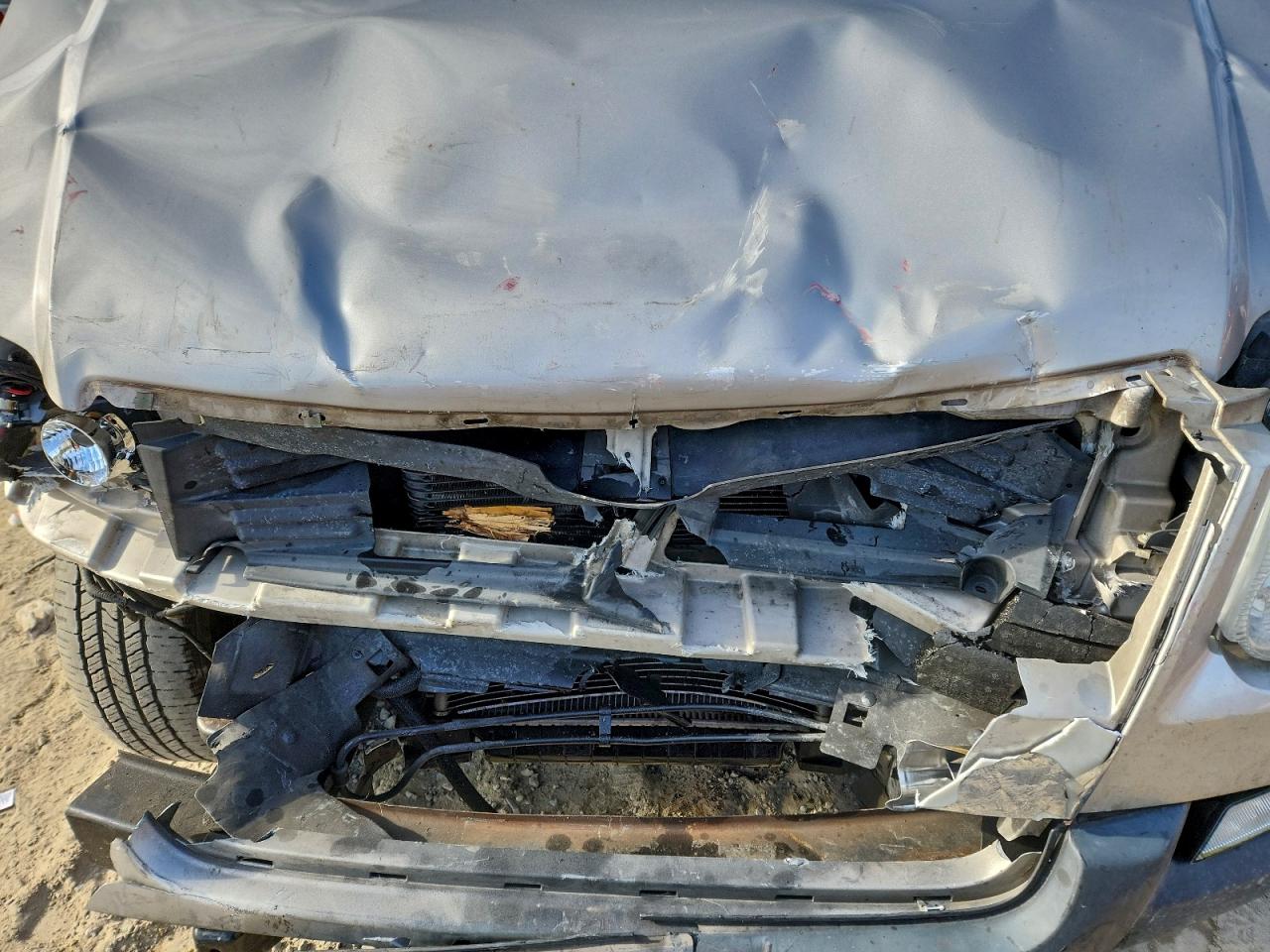 Ford Explorer Xlt Image 10