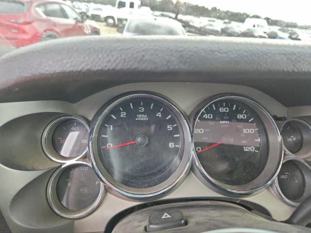 GMC Sierra C1500 Image 8