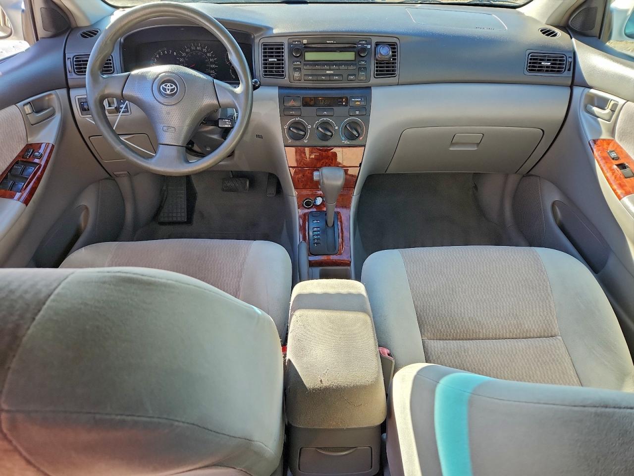 Toyota Corolla Ce Image 12