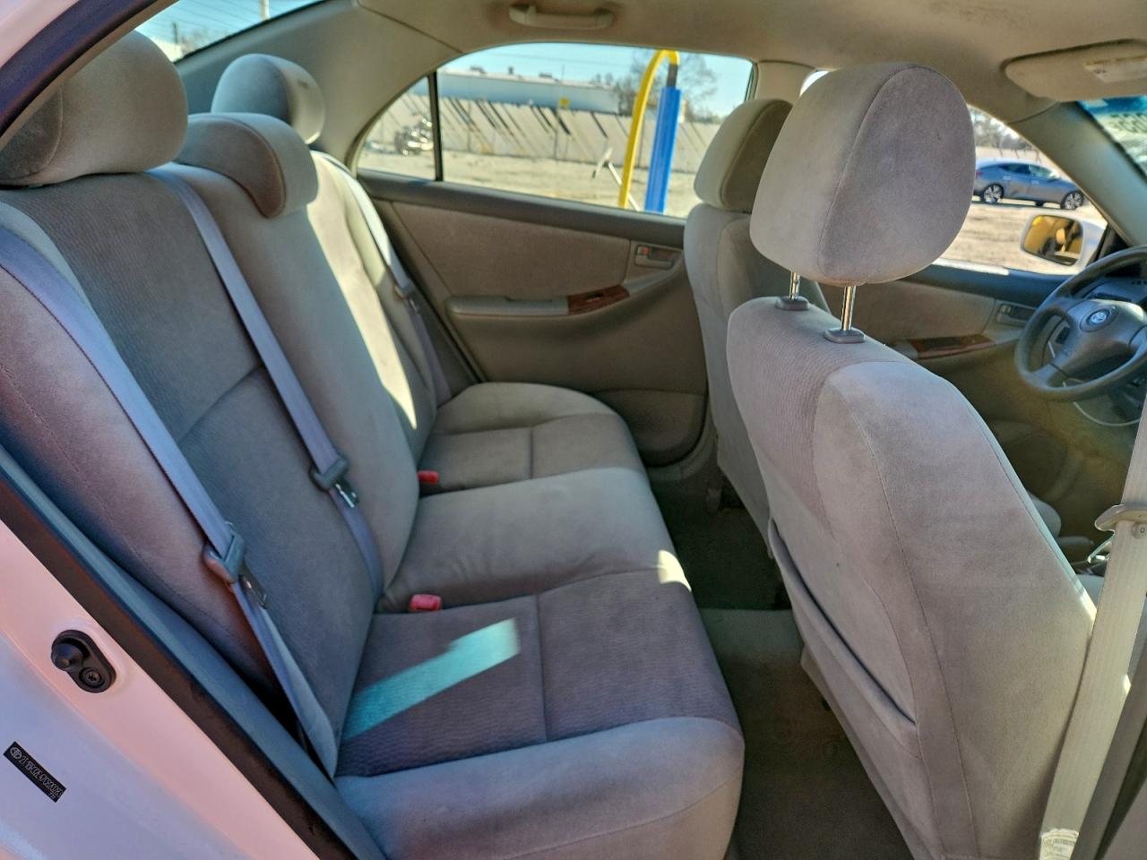 Toyota Corolla Ce Image 5