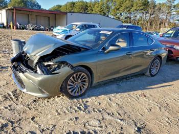  Salvage Lexus Es