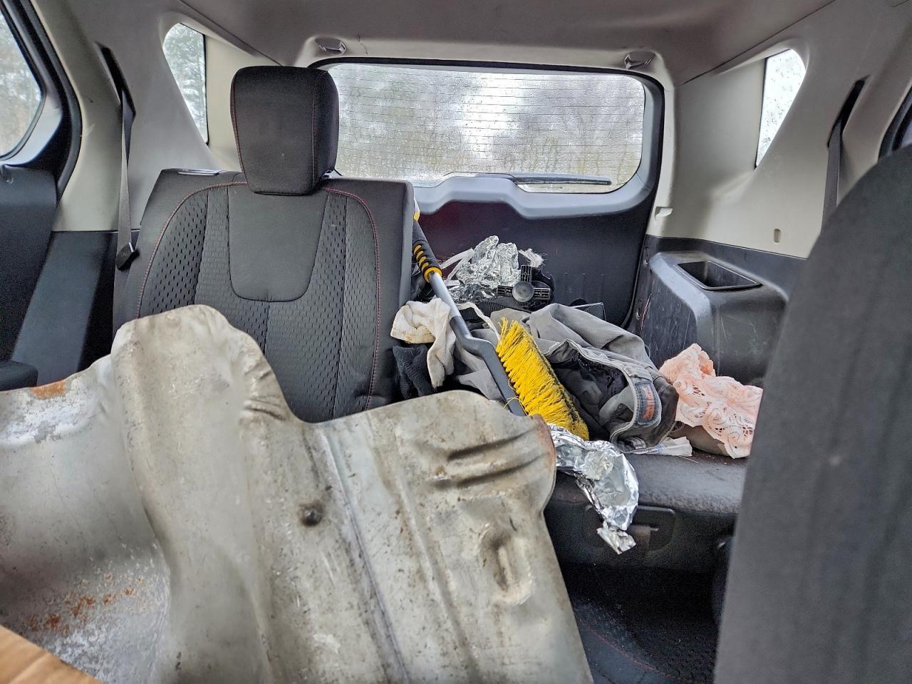 Chevrolet Equinox Ls Image 10