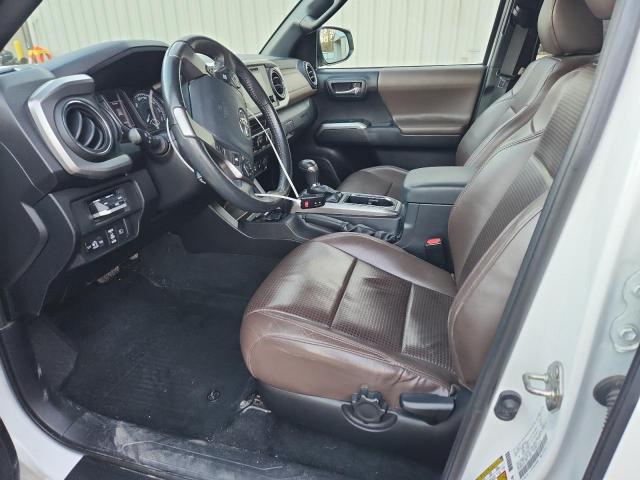 Toyota Tacoma Double Cab Image 10