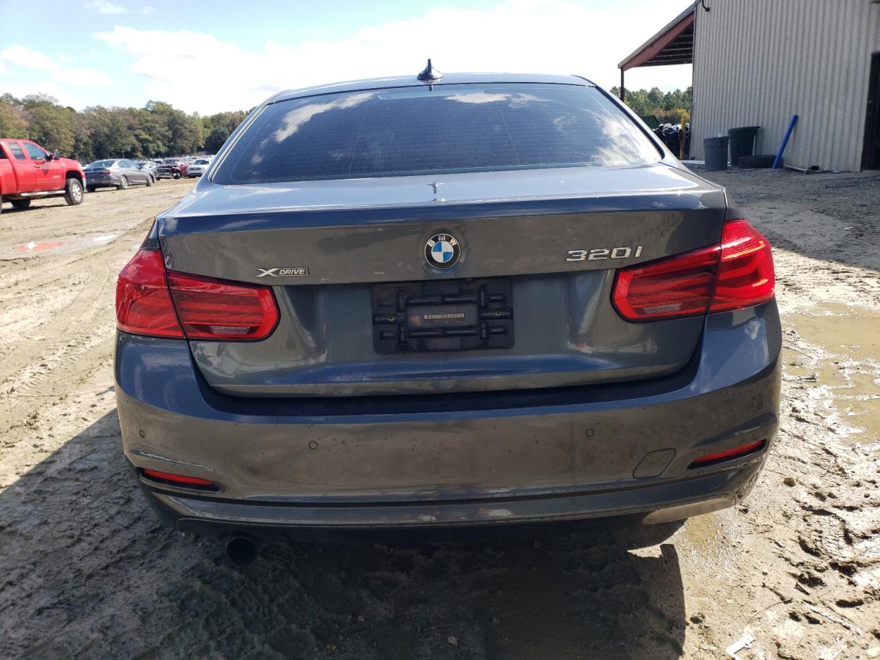 BMW 3 Series Xi Image 11