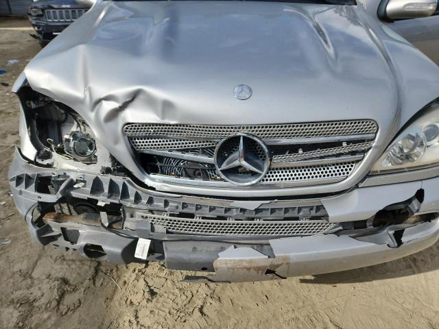 Mercedes-Benz M-Class 350 Image 10