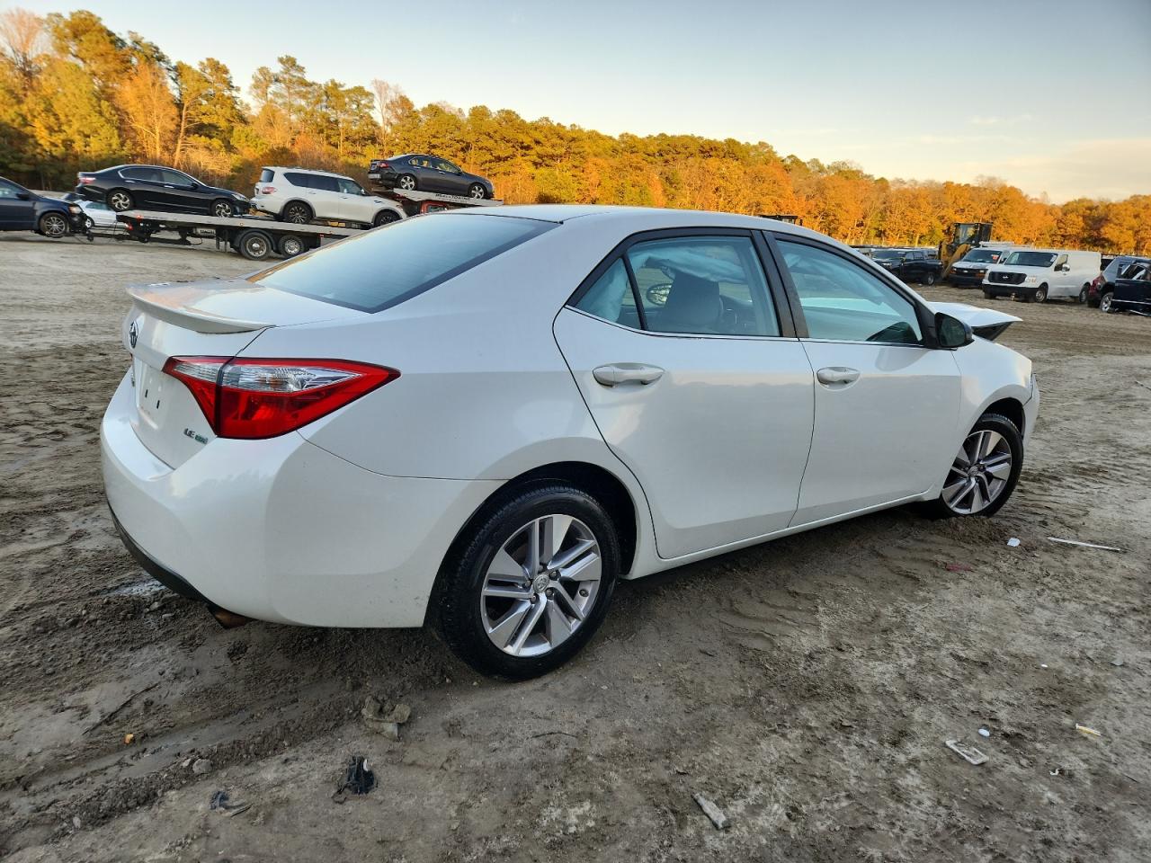 Toyota Corolla Eco Image 3