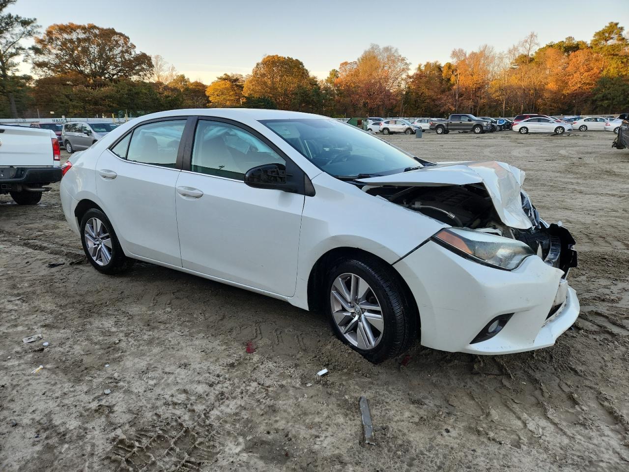 Toyota Corolla Eco Image 9