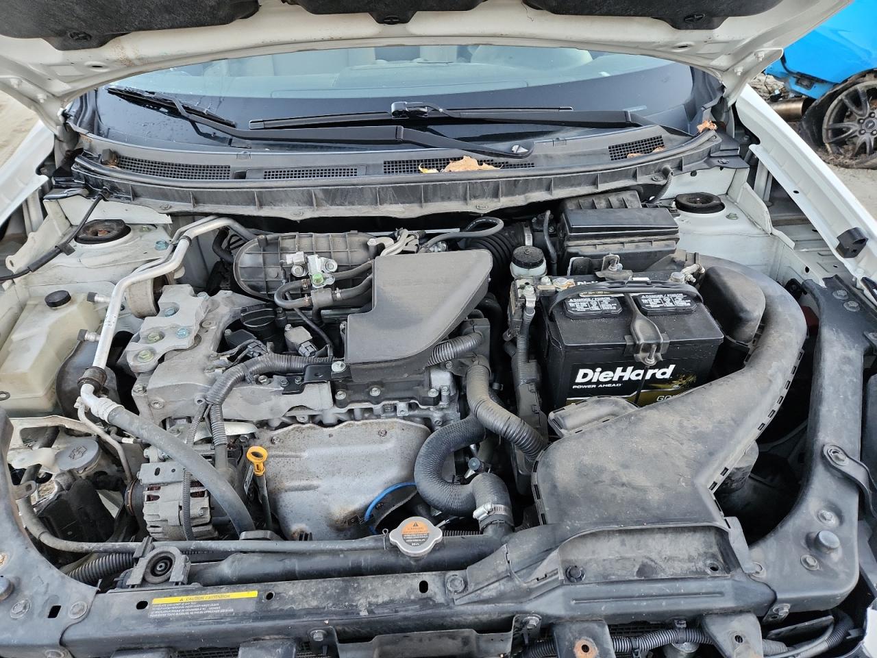 Nissan Rogue S Image 7