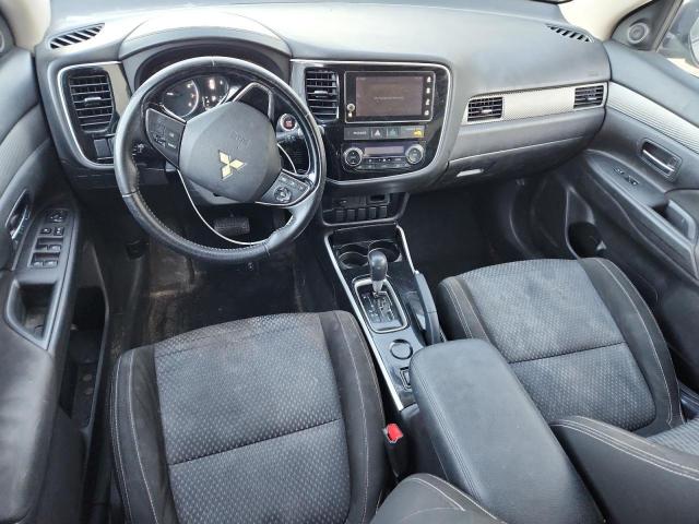 Mitsubishi Outlander Se Image 11