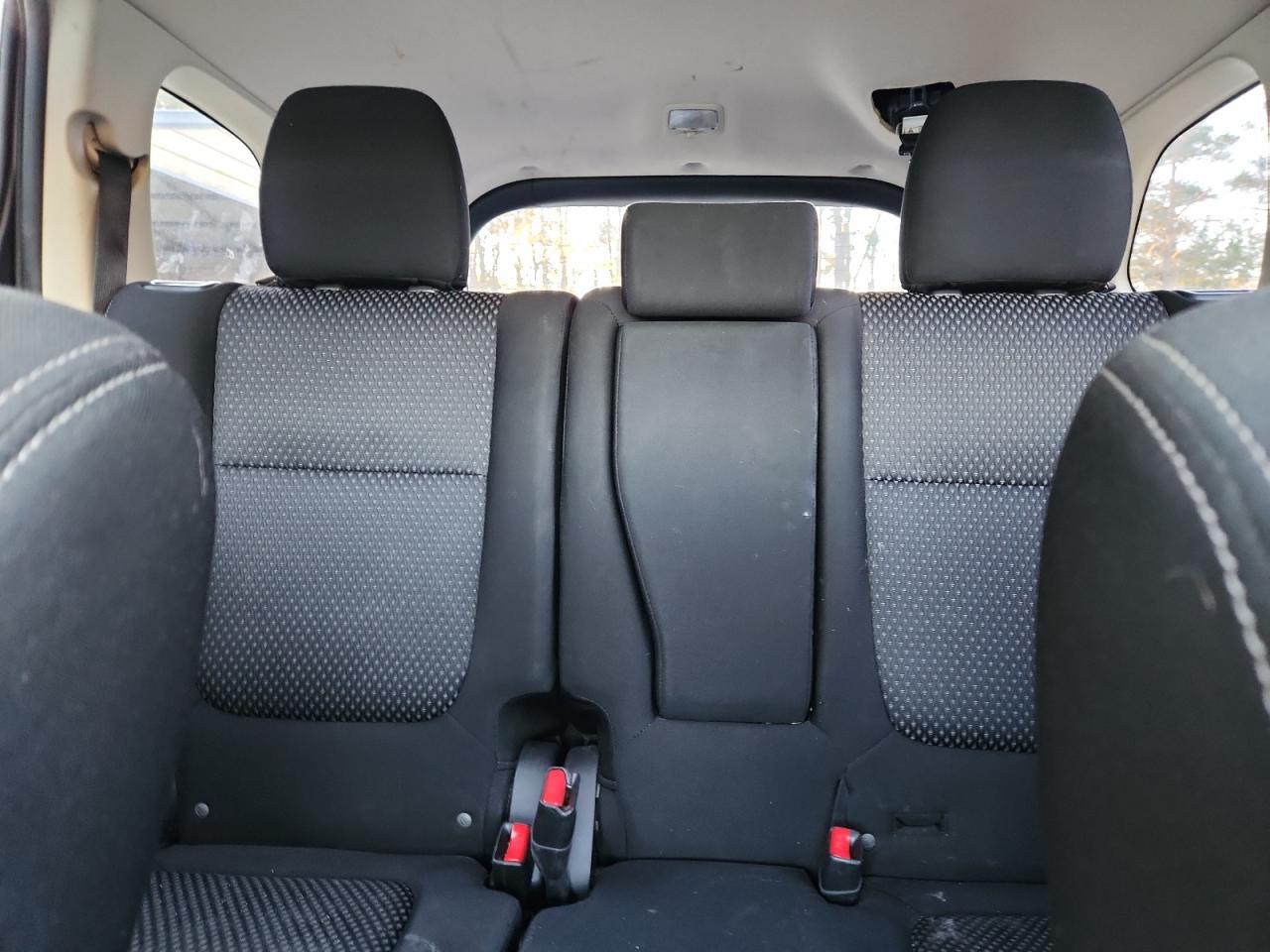 Mitsubishi Outlander Se Image 8