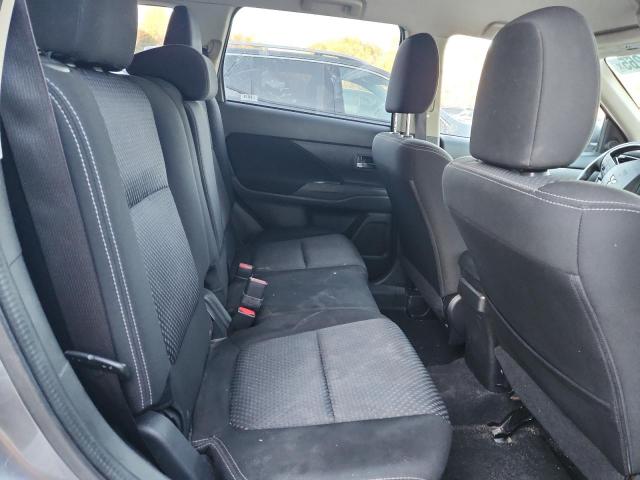 Mitsubishi Outlander Se Image 7