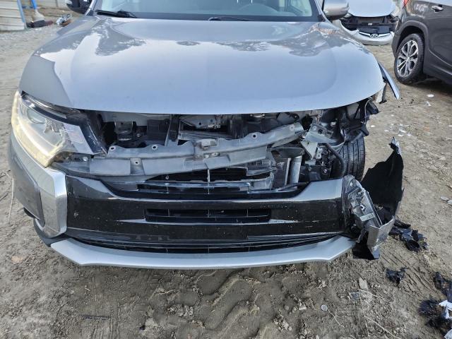 Mitsubishi Outlander Se Image 9