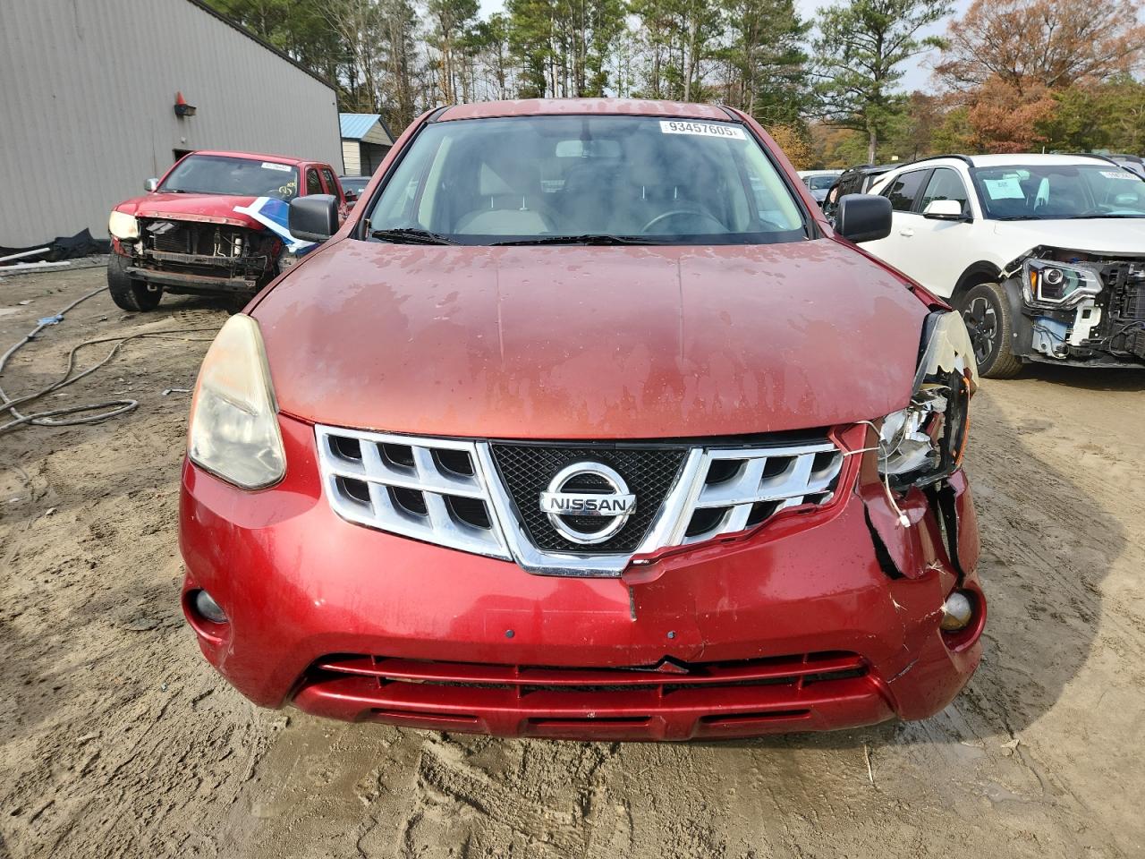 Nissan Rogue S Image 3