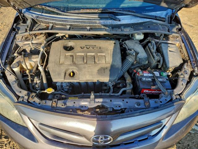 Toyota Corolla Base Image 6