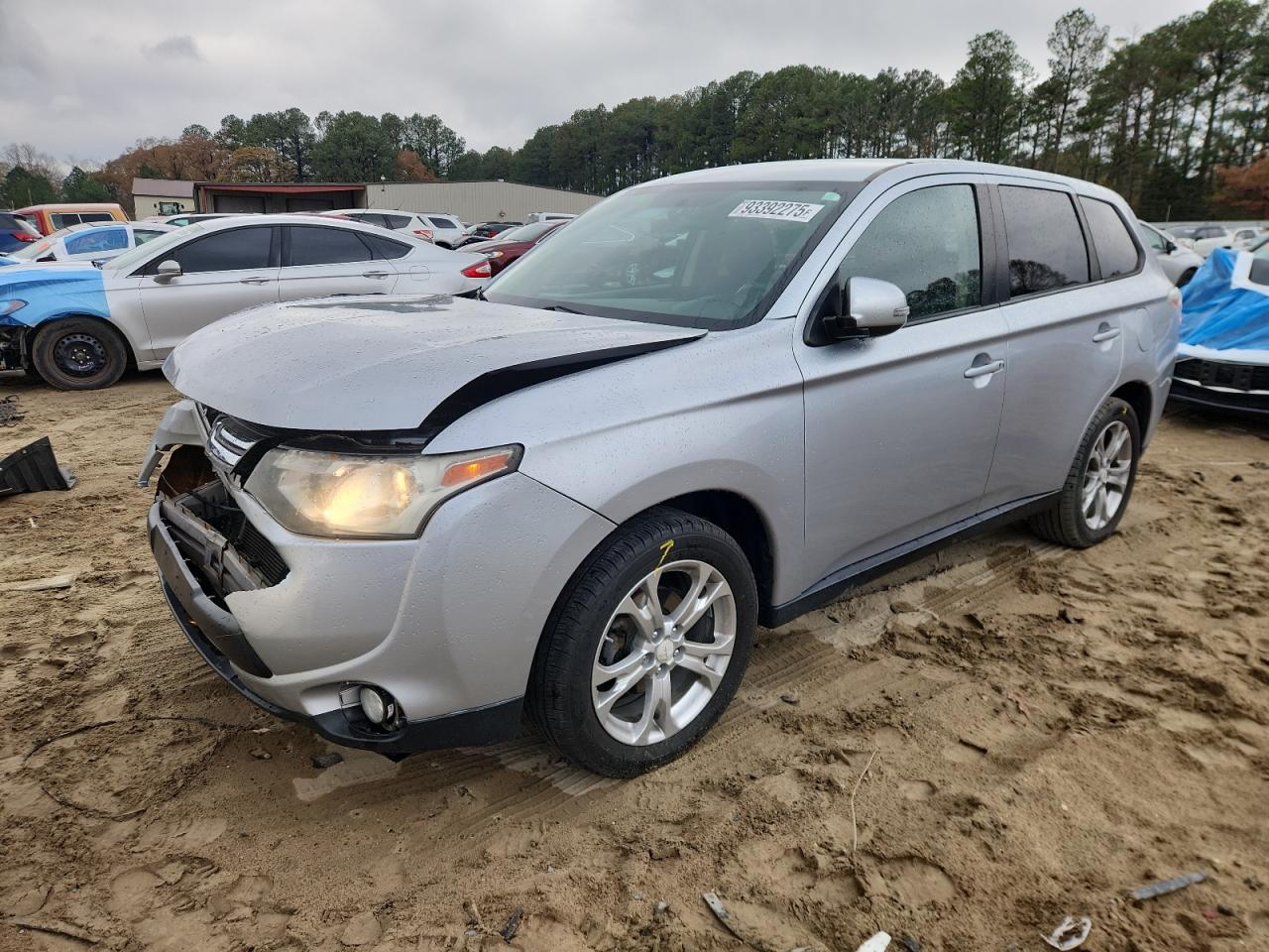 Mitsubishi Outlander Se Image 1