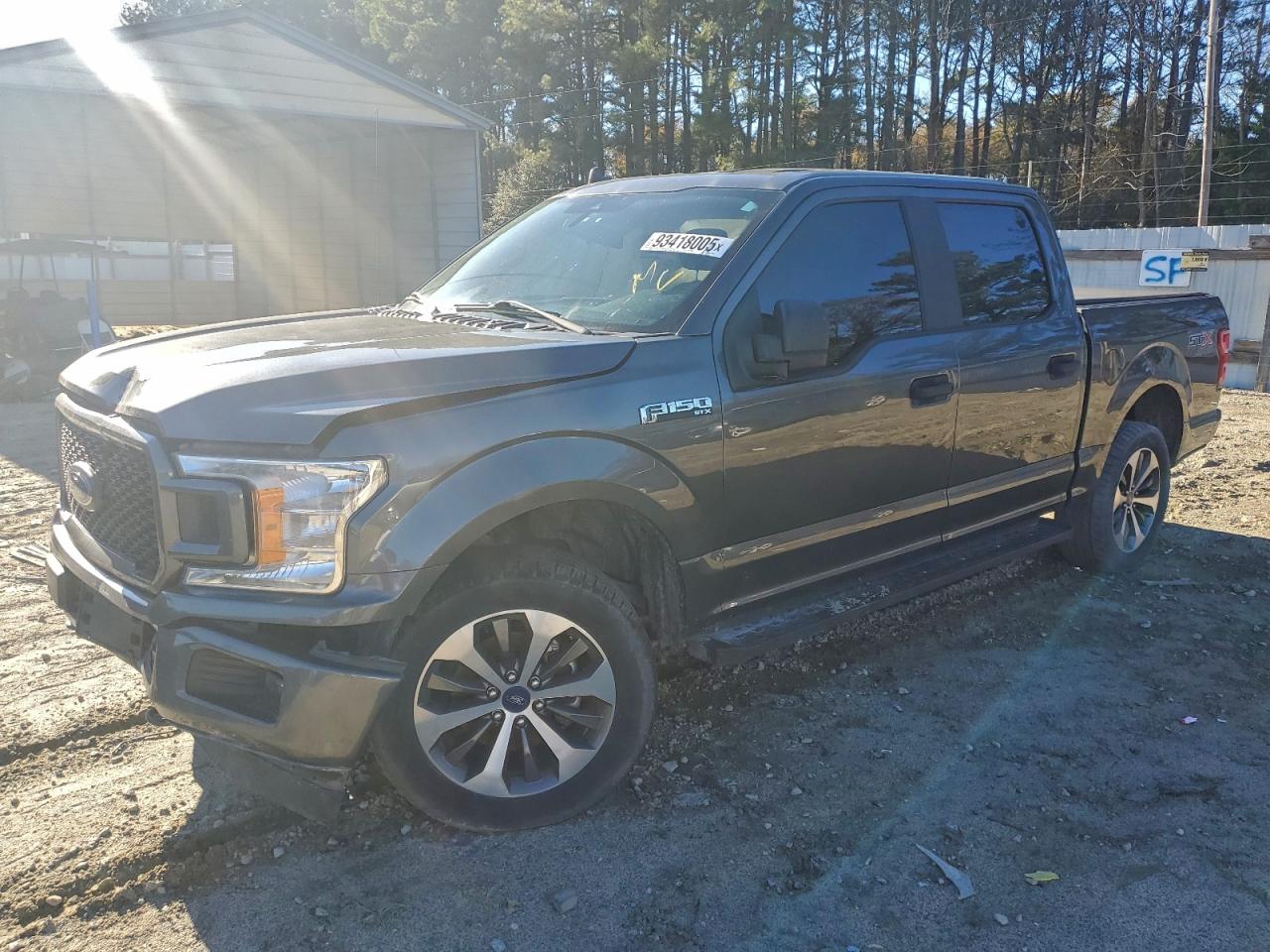 Ford F-150 Supercrew Image 1