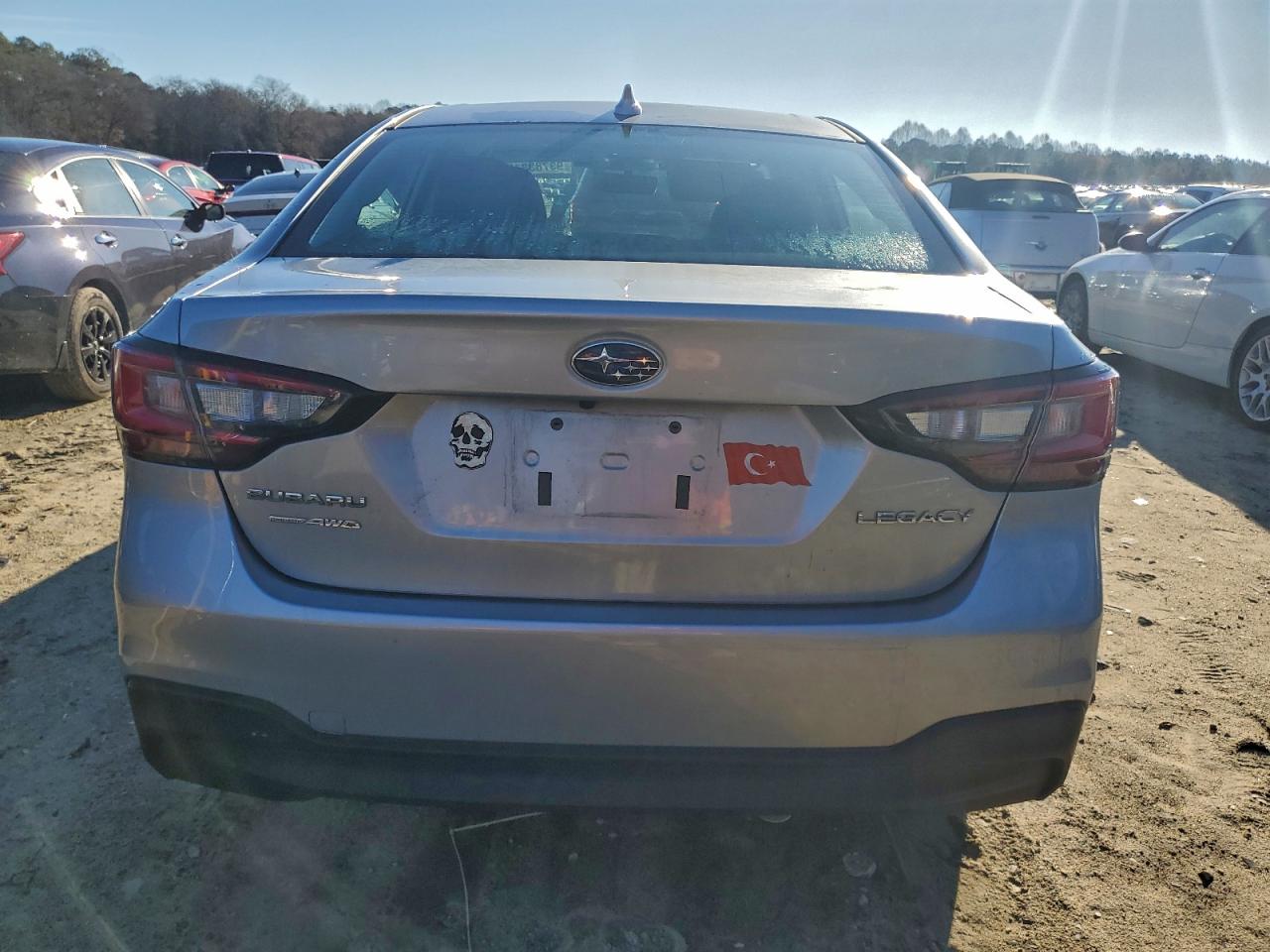 Subaru Legacy Premium Image 5