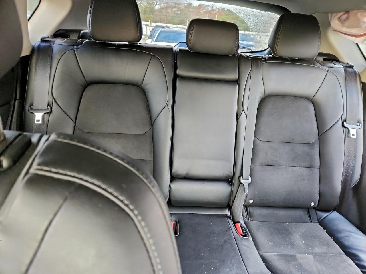 Mazda Cx Select Image 12