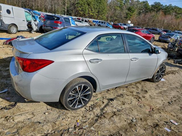 Toyota Corolla L Image 3