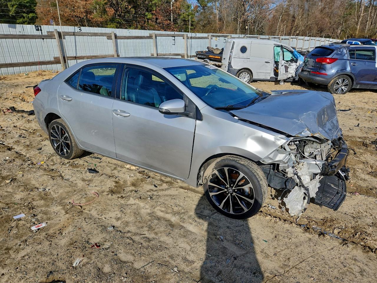 Toyota Corolla L Image 7