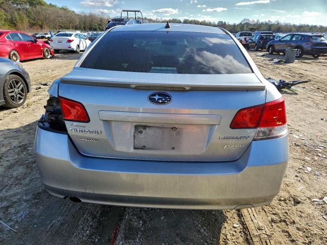 Subaru Legacy 2.5i Limited Image 3