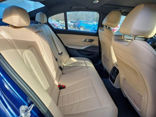 BMW 3 Series Image 7