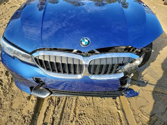 BMW 3 Series Image 6