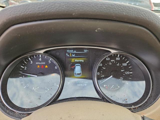 Nissan Rogue S Image 4