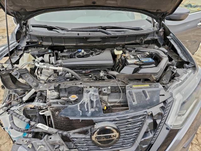 Nissan Rogue S Image 2