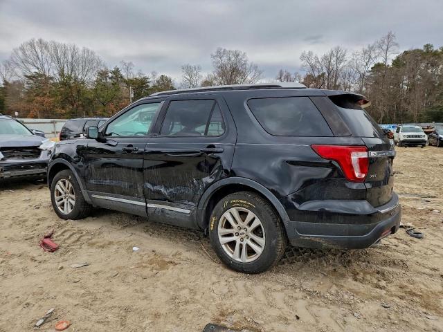 Ford Explorer Xlt Image 5