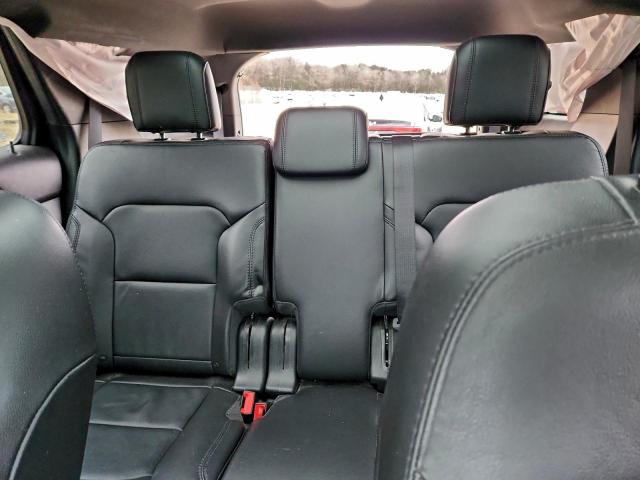 Ford Explorer Xlt Image 12