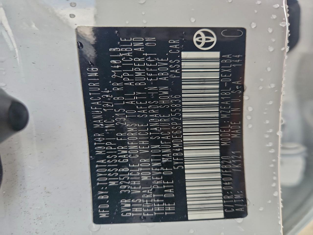 Toyota Corolla Le Image 12