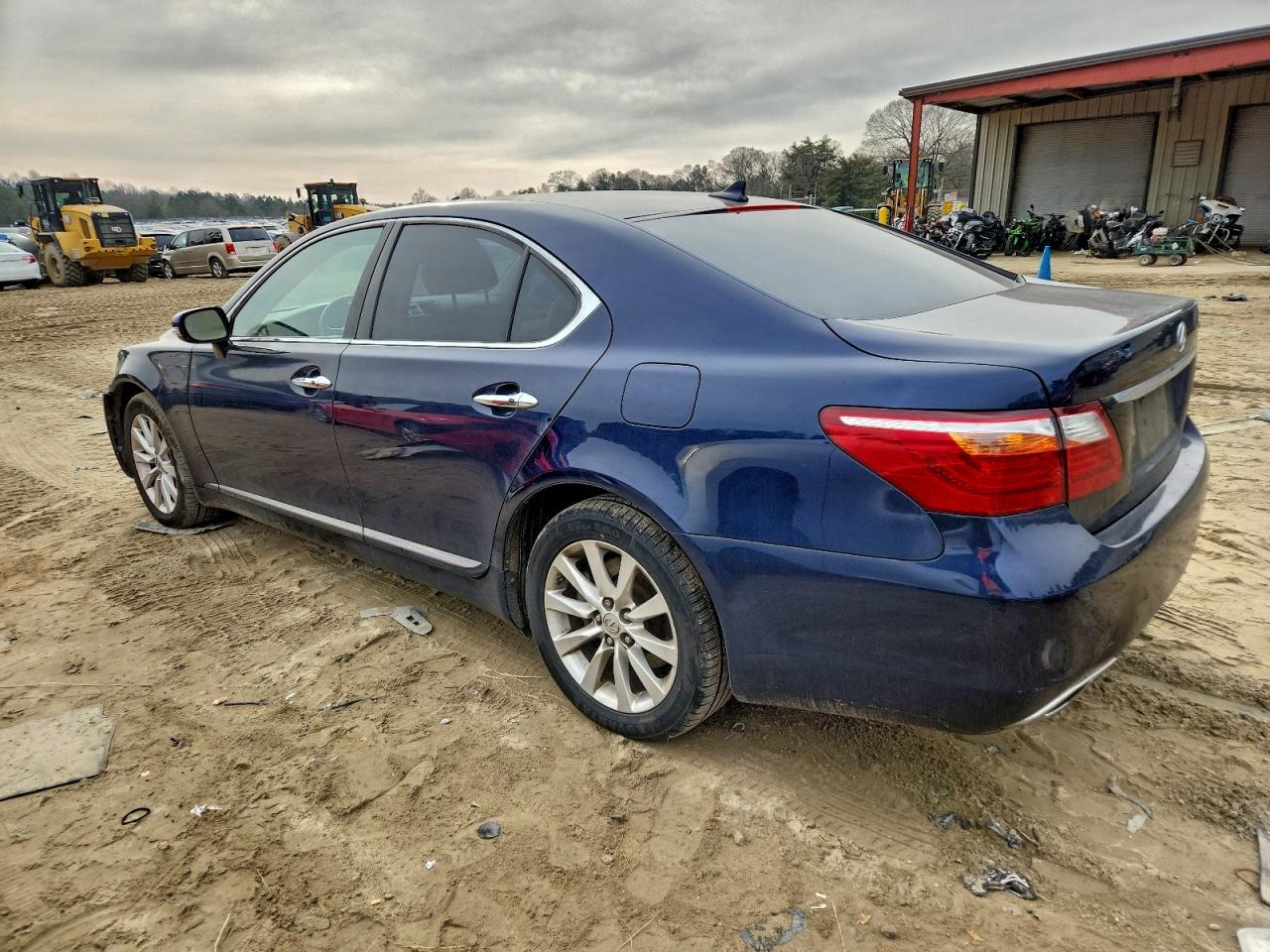 Lexus LS 460 Image 5