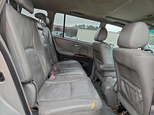 Toyota Highlander Hybrid Image 7