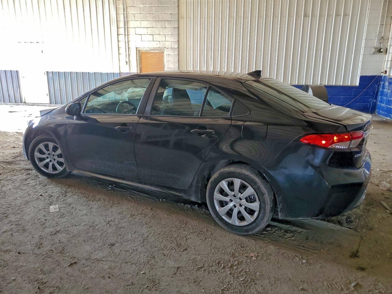 Toyota Corolla Le Image 3