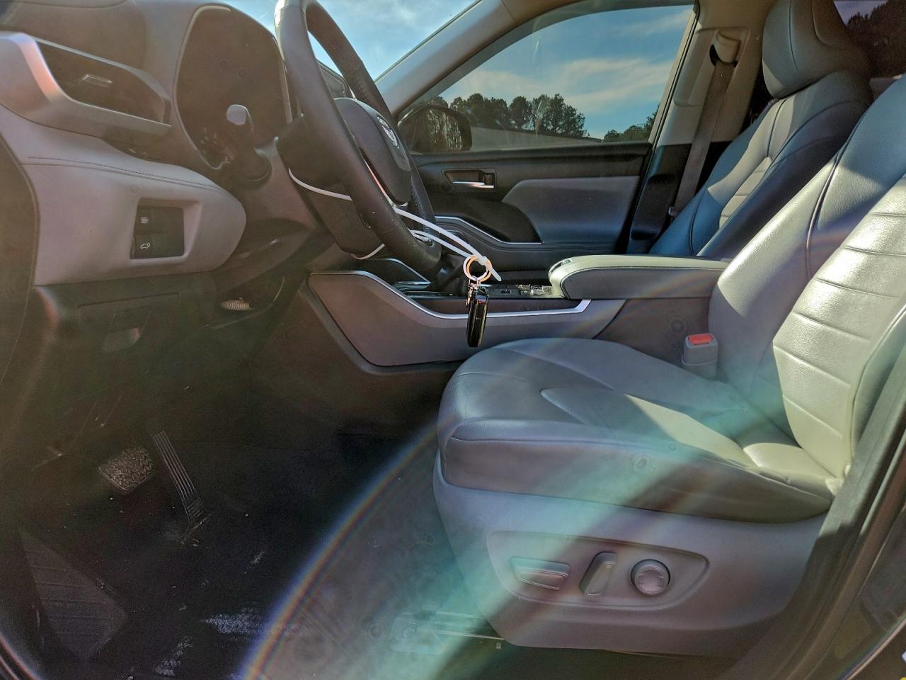 Toyota Highlander Xle Image 3