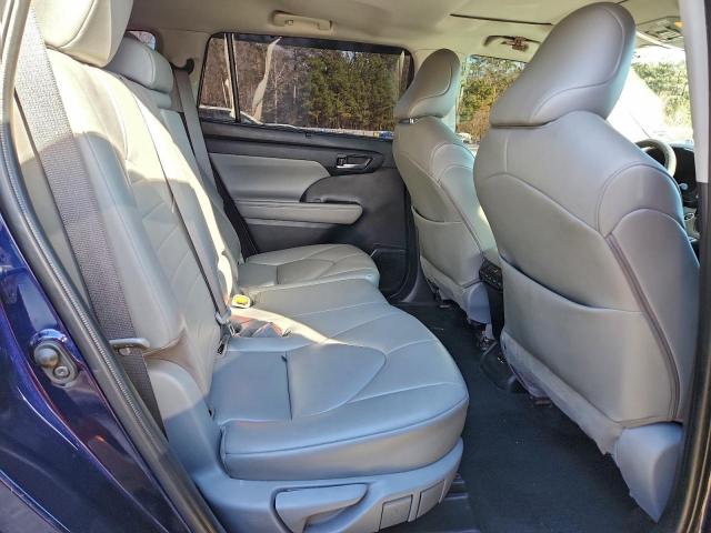 Toyota Highlander Xle Image 13