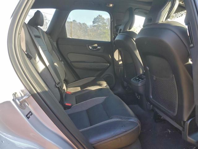 Volvo XC60 T5 R-design Image 12