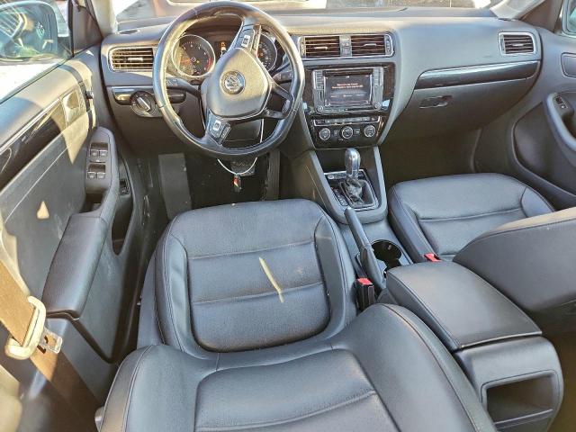 Volkswagen Jetta Sel Image 7