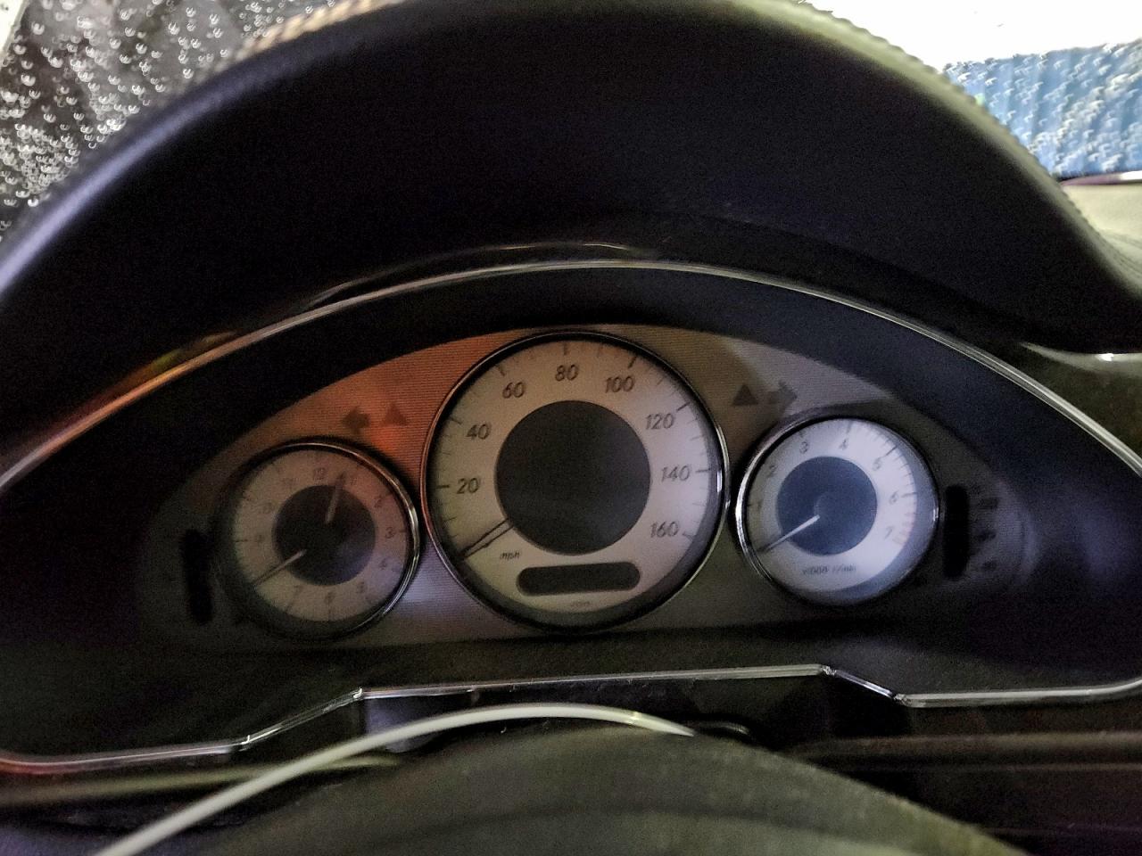 Mercedes-Benz Cls-class 550 Image 12