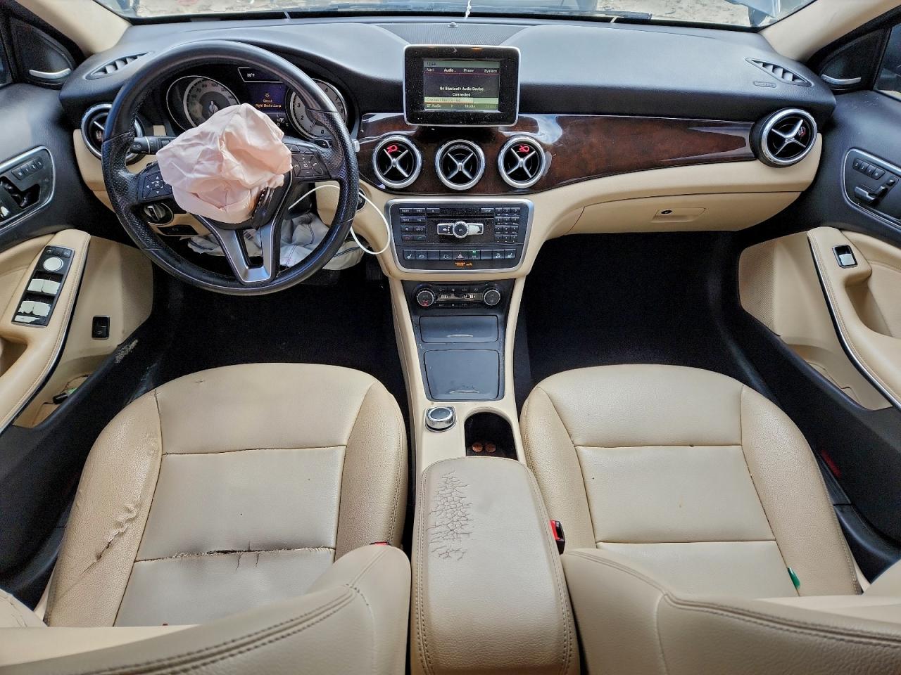 Mercedes-Benz GLA 250 4matic Image 3