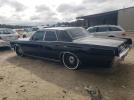 Lincoln Continental Image 12