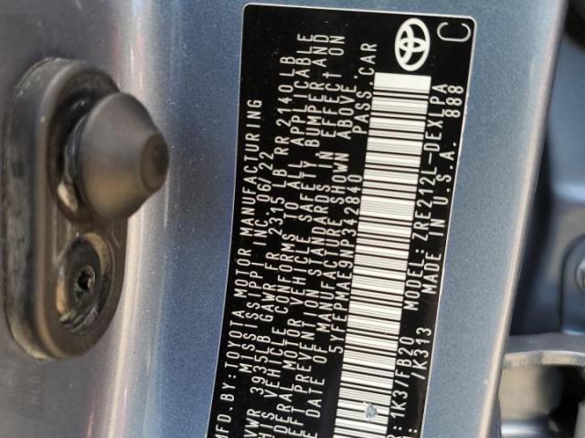 Toyota Corolla Le Image 10