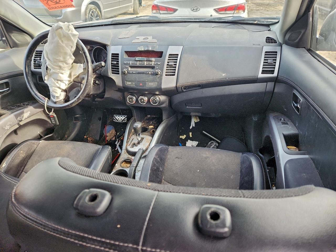 Mitsubishi Outlander Xls Image 9