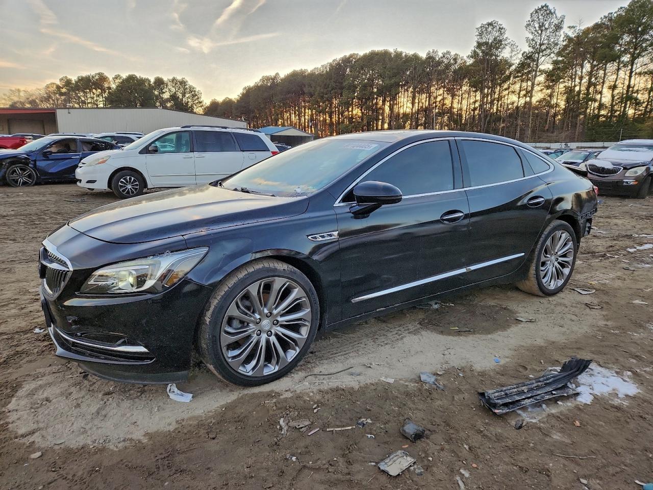 Buick LaCrosse Premium Image 1